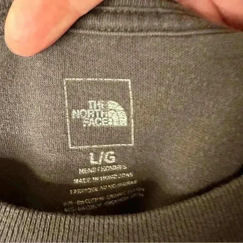 The north face graphic t-shirt, gray & yellow, print casual,‎ long sleeve winter